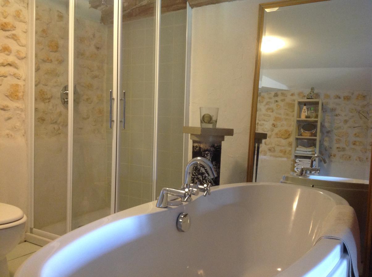 Chez Brown Bed and Breakfast Saint-Thomas-de-Cônac Εξωτερικό φωτογραφία